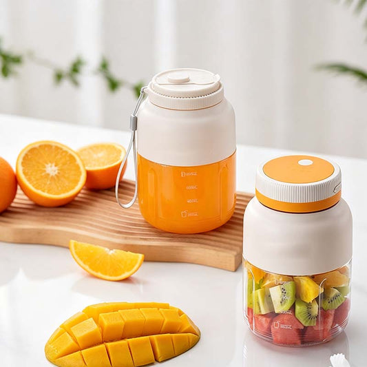 ⚠️ Dreading the post-juice cleanup? This  cup rinses clean in 10 seconds. No scrubbing! 🚿